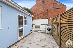 Photo 7- click for photo gallery